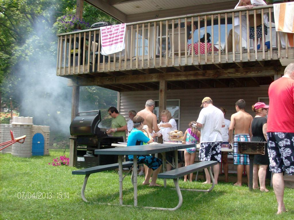 Boulders Resort Lake George Luaran gambar